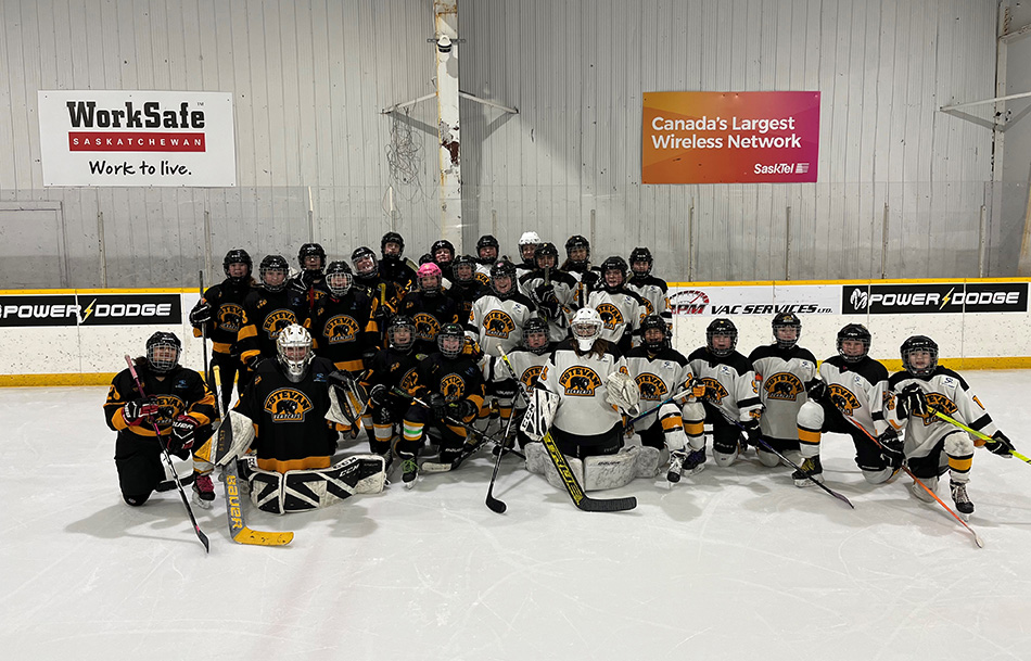 Estevan Bearcats Minor Hockey Girls Teams group shot.